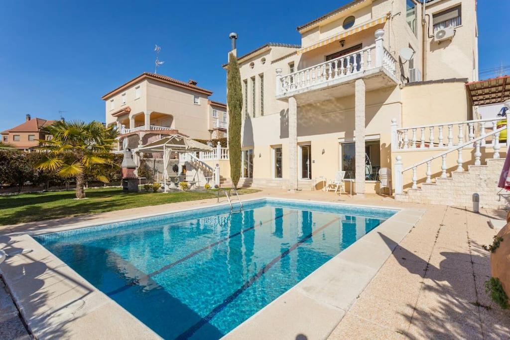 Madrid City Modern Apartment In Villa, Free Wifi Arroyomolinos Exterior photo